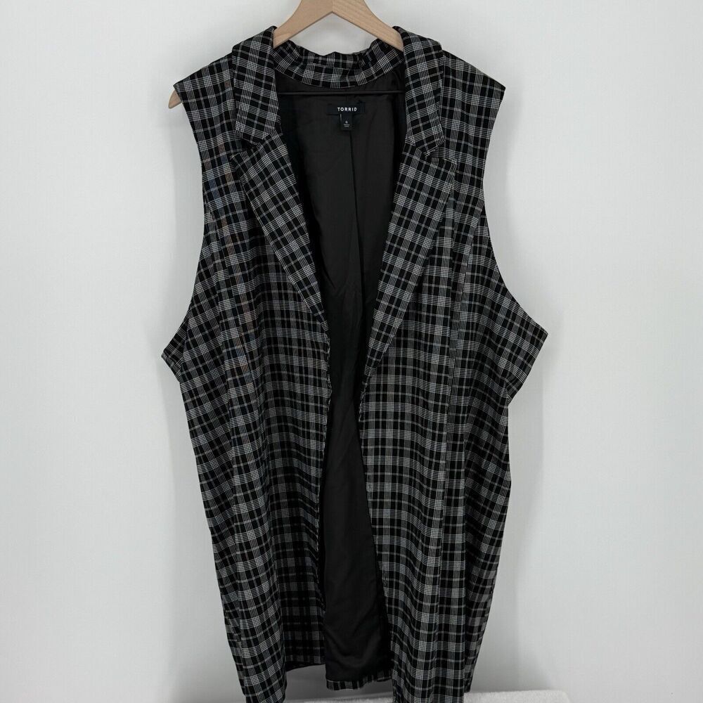 Torrid Womens Plus Size 6X Black Plaid Self-Tie Cutaway Vest